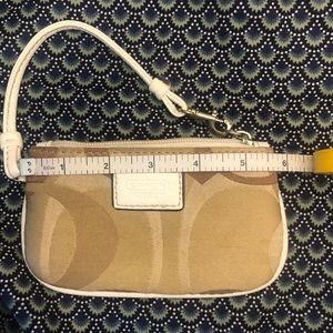 Coach Wristlet Signature Canvas